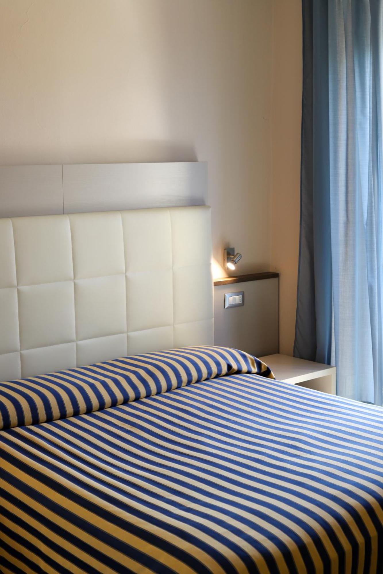 Aparthotel San Rocco Relais Soiano Del Lago Exterior foto
